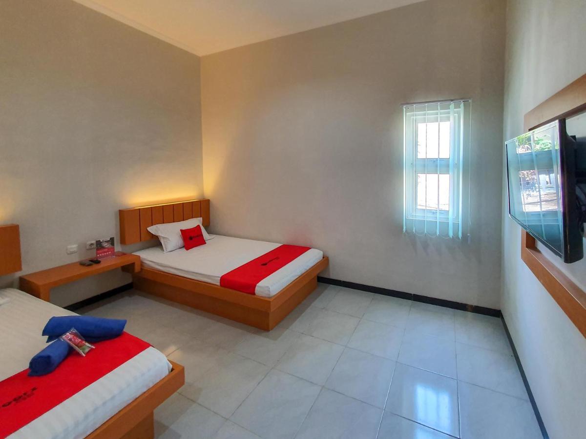 Reddoorz Syariah Near Solo Paragon Mall 2 Bonorejo Екстериор снимка