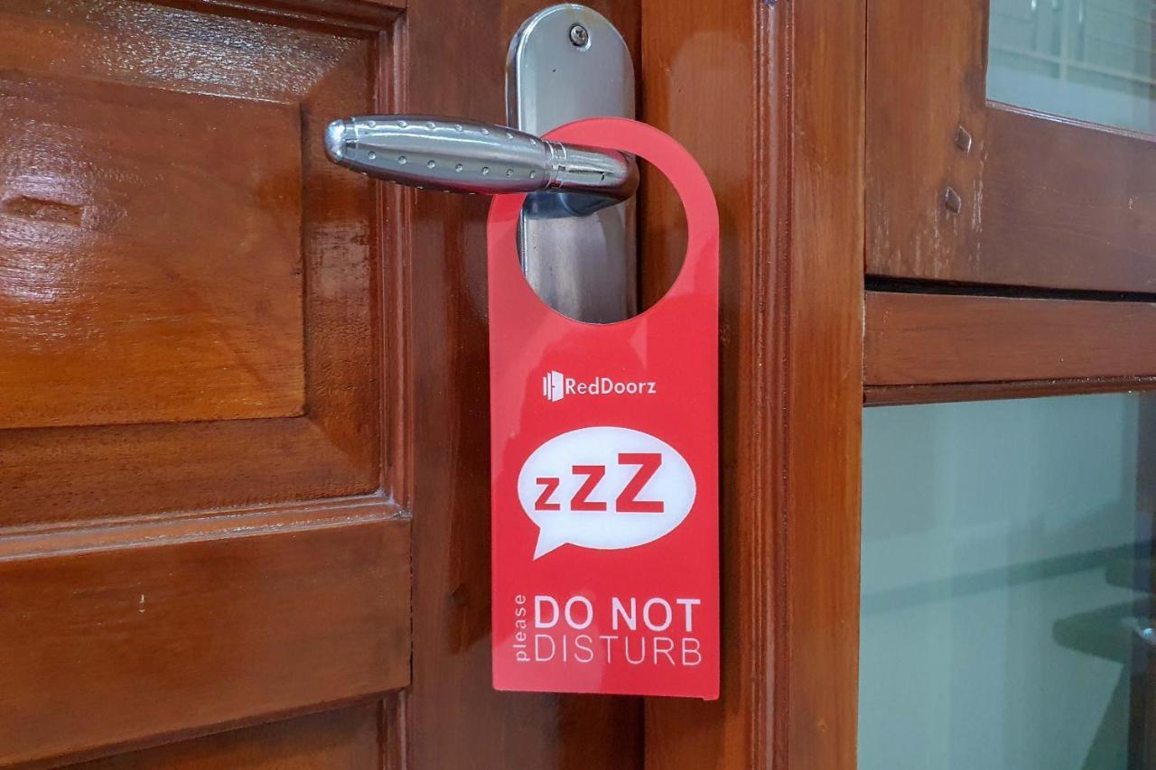Reddoorz Syariah Near Solo Paragon Mall 2 Bonorejo Екстериор снимка