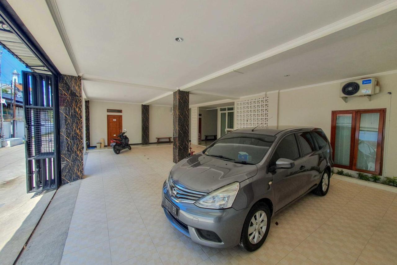 Reddoorz Syariah Near Solo Paragon Mall 2 Bonorejo Екстериор снимка