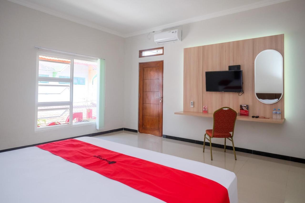 Reddoorz Syariah Near Solo Paragon Mall 2 Bonorejo Екстериор снимка